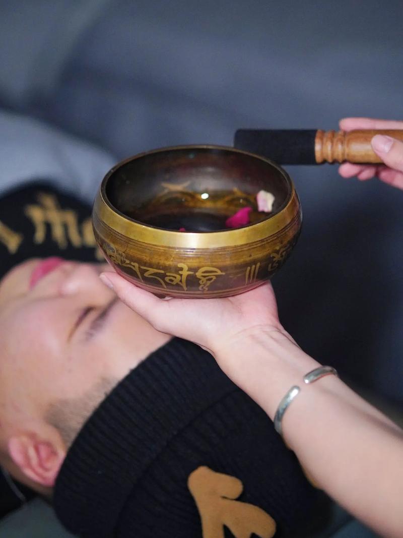 喝茶工作两不误
